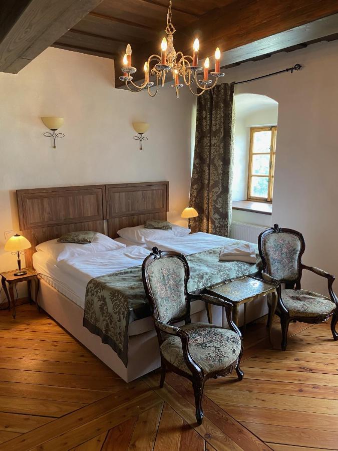 Branná Zamek Kolstejn - Hotel Chateau Goldenstein מראה חיצוני תמונה